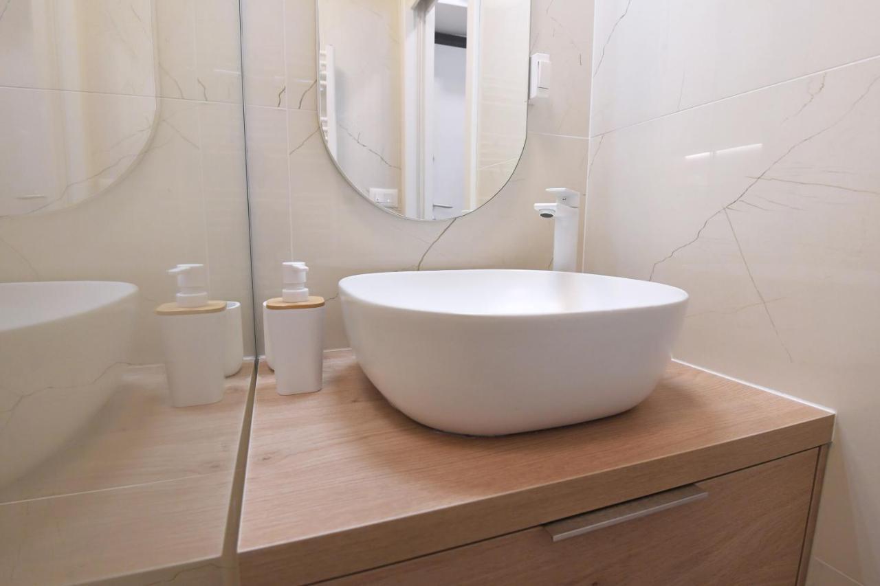 Consul Apartment - Zadar City Center Extérieur photo